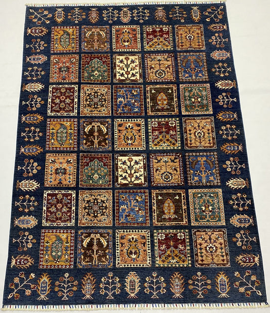 Gabbeh Bakhtari 174 x 238 CM